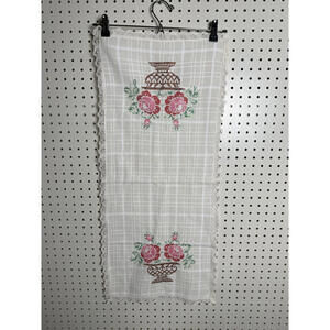 Vintage Embroidered Floral Table Runner with Lace Edging